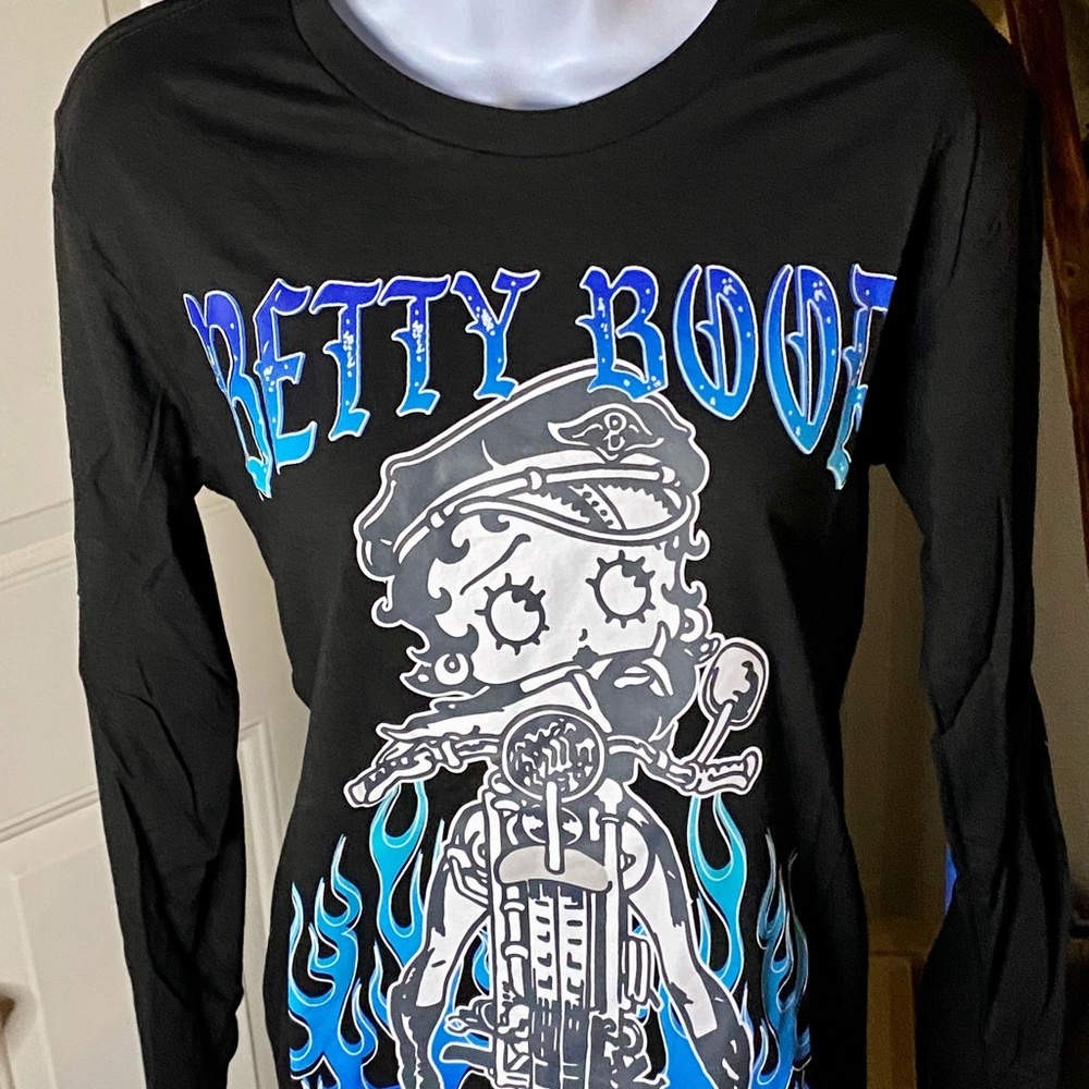 New Biker Betty Boop L/S Tees various Sizes S, L, XXL, XXXL…Excellent Cond.